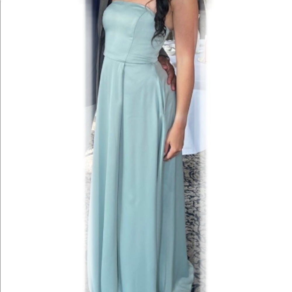 Dusty Sage Crepe-Back Satin Strapless Bridesmaid Dress
DAVID'S BRIDAL
F2…